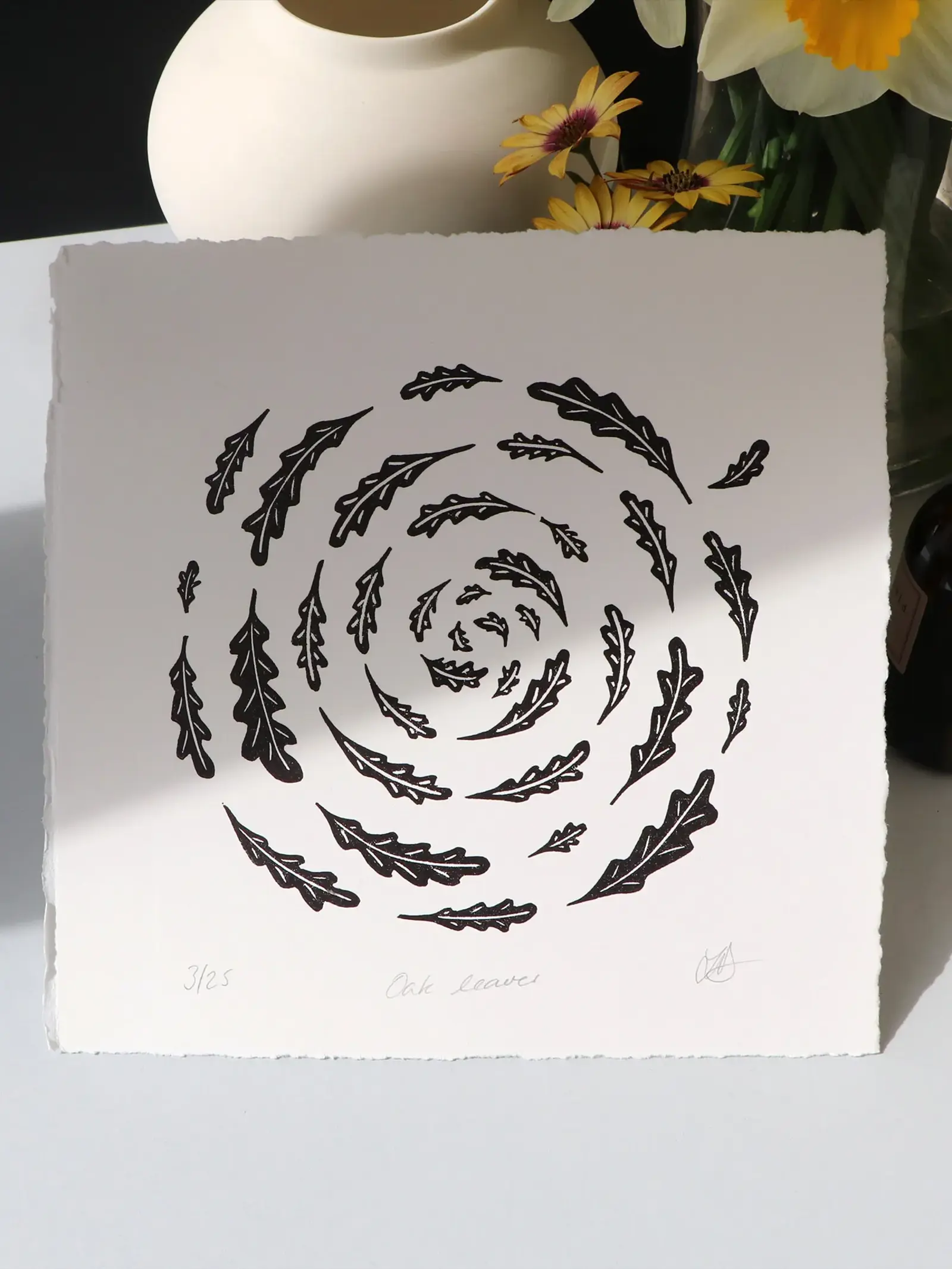 oak leaves black white print