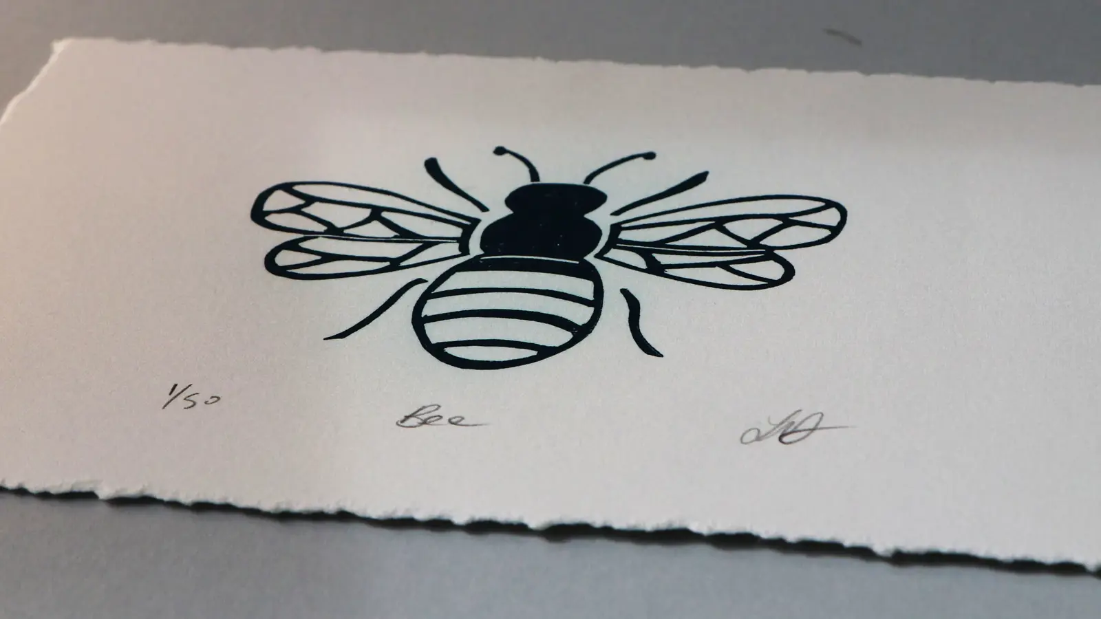 Bee – limited edition linocut print
